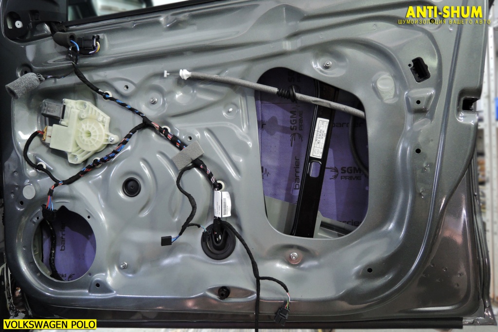 VolkswagenPolo_14.jpg