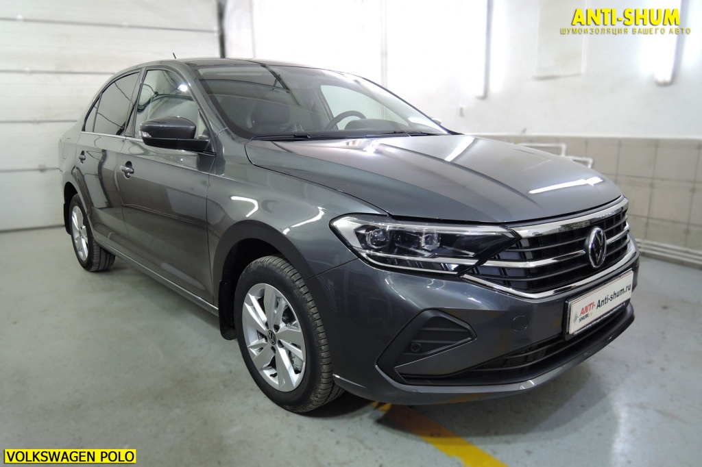 VolkswagenPolo_1.jpg