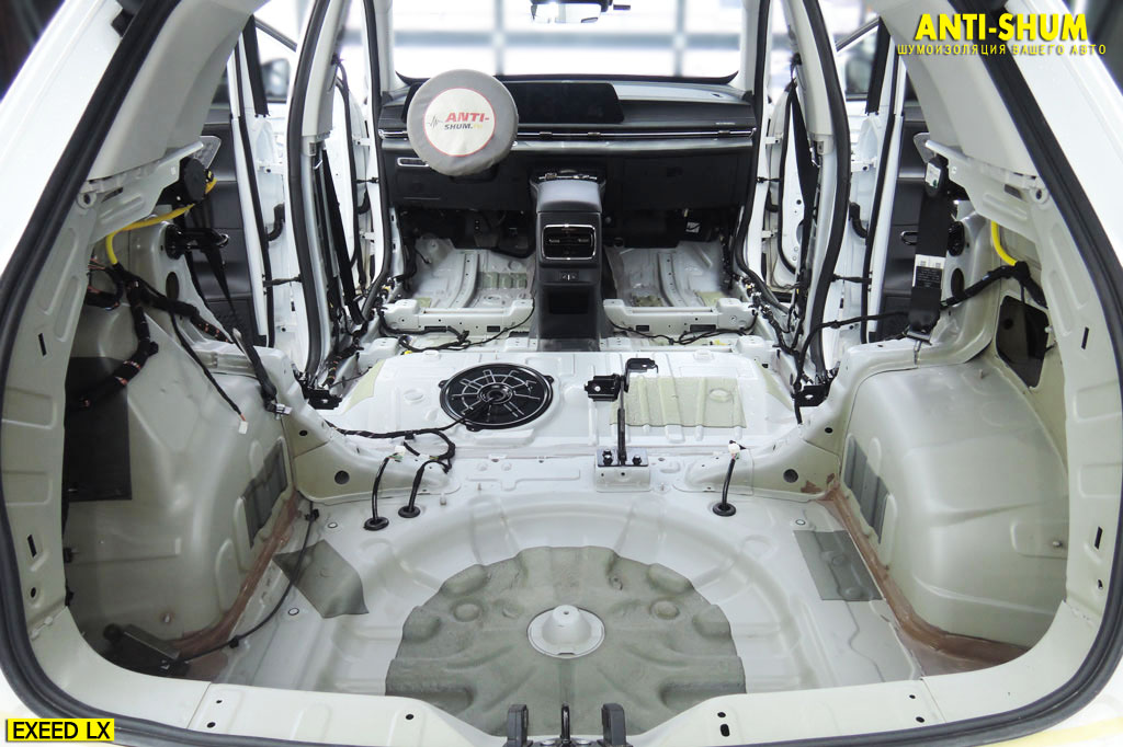 ExeedLX_009.jpg