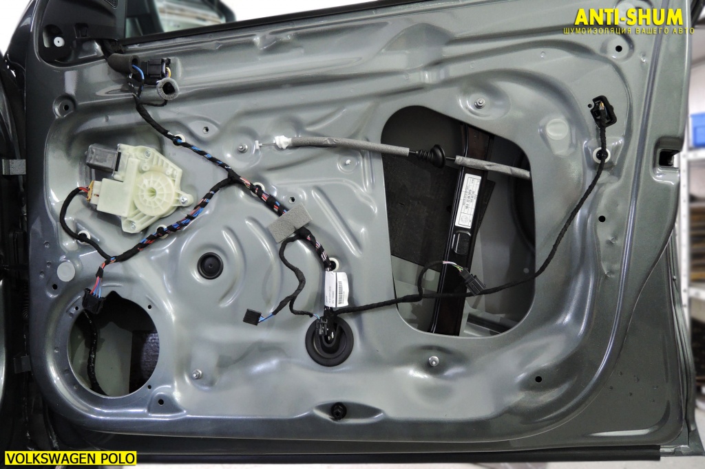 VolkswagenPolo_12.jpg